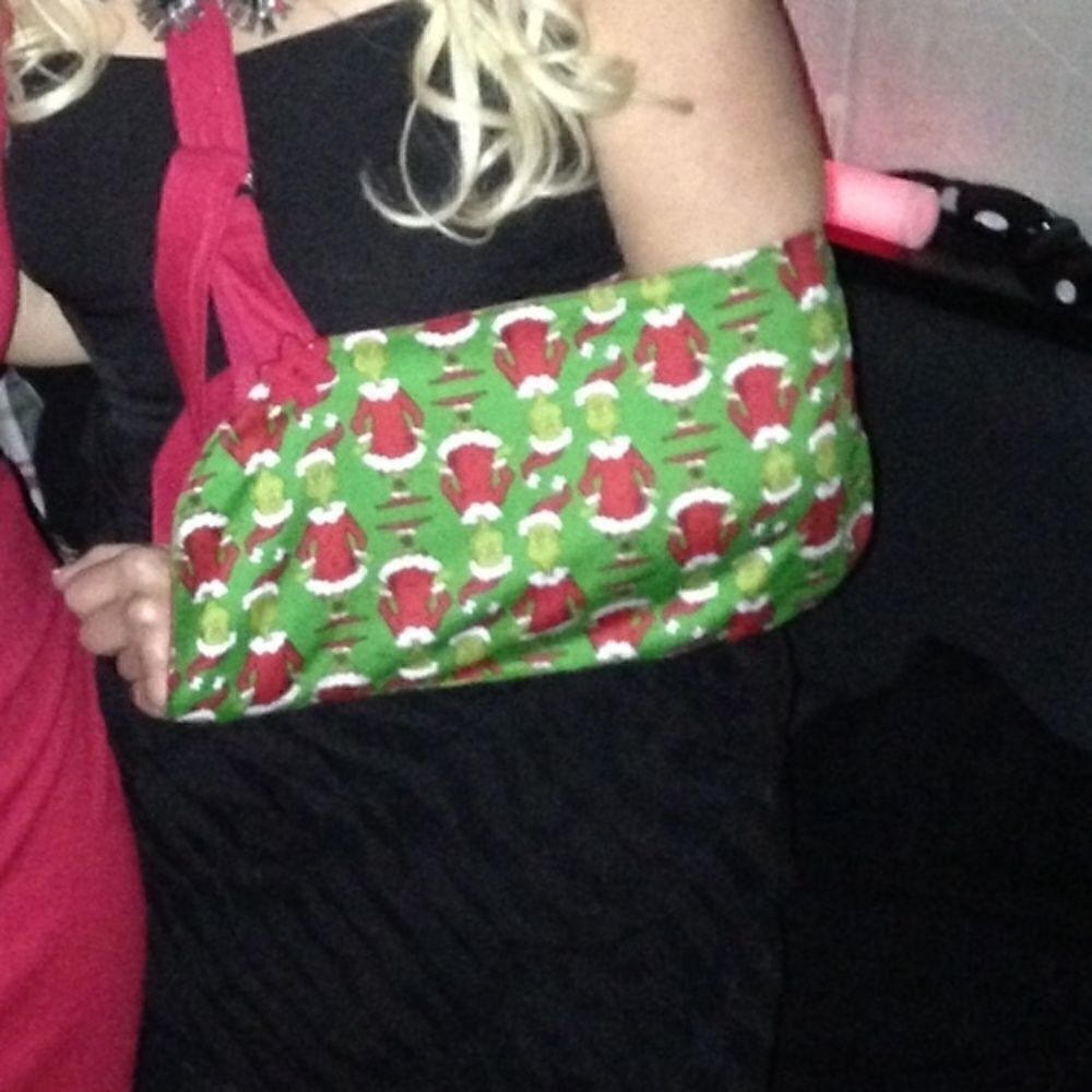 Grinch Christmas pattern left arm sling